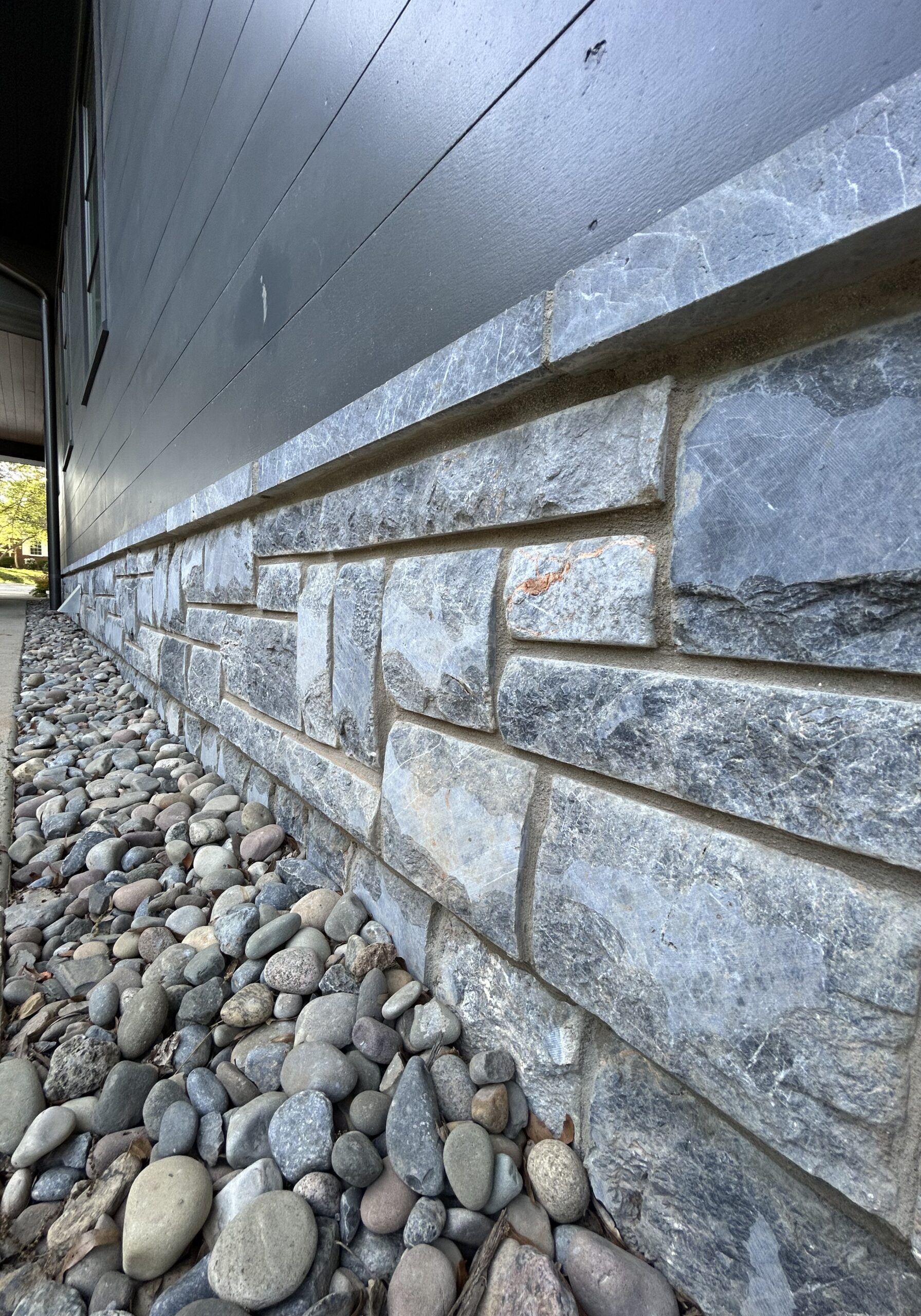 Orcca + Afyon Cloud - Ion Outdoor - Swanson - 369 SF Antiqued 3